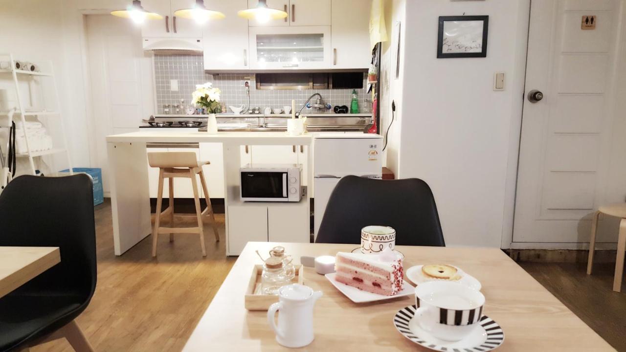Hongdae Mainstreet Two Room House โซล ภายนอก รูปภาพ